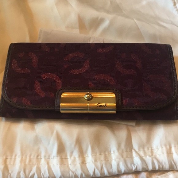 NWT Coach signature wallet - Picture 1 of 4